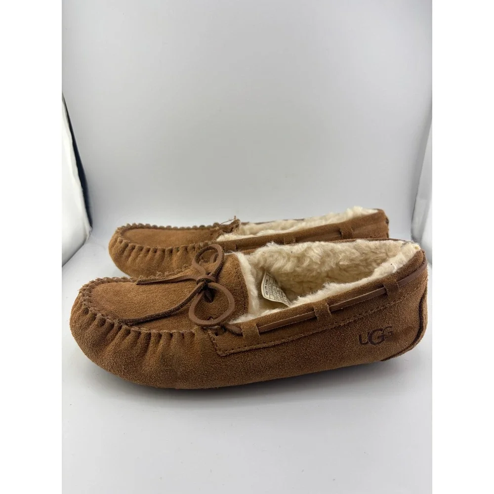 UGG Kids Dakota Moccasin Slippers Chestnut Suede 5296 Size 3 Kids
